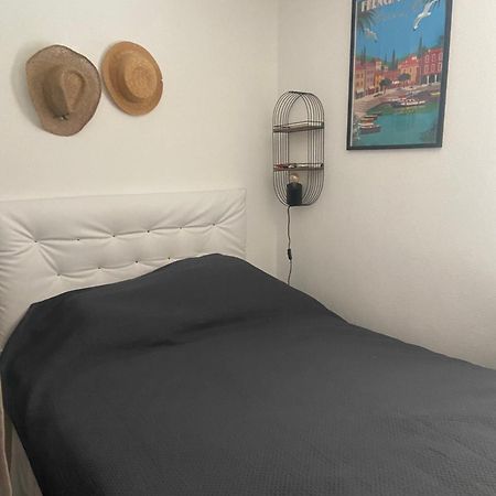 Residence Ste Croix Фрежюс Экстерьер фото