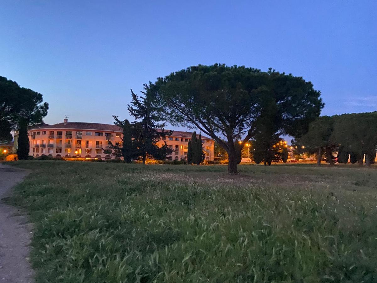 Residence Ste Croix Фрежюс Экстерьер фото